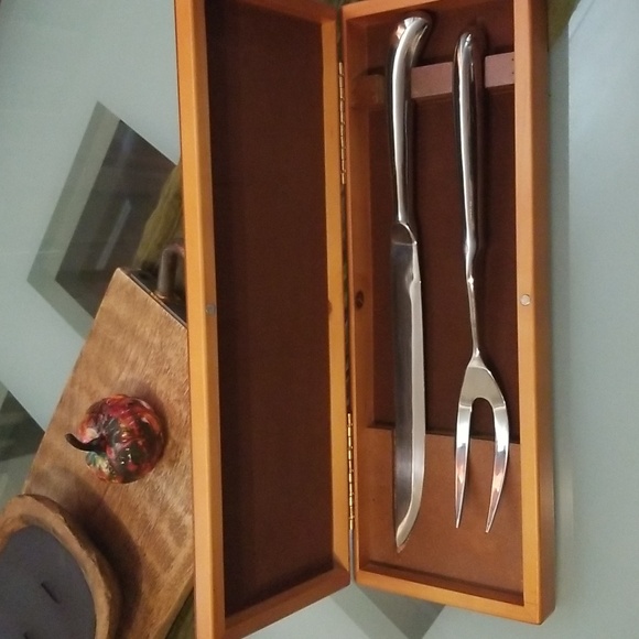 Chefmate carving knife and fork set. - Picture 2 of 6